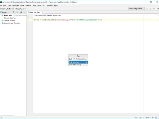 Ekran IDE PyCharm z otwartym plikiem Pythona i menu uruchamiania testów.